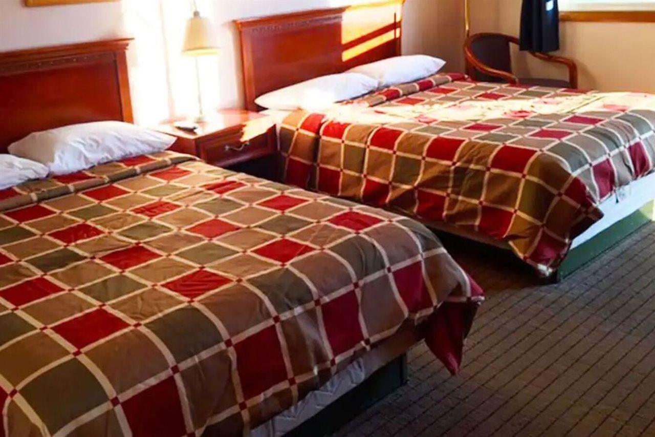 Philipsburg  Best Travel Inn Philipsburg מראה חיצוני תמונה
